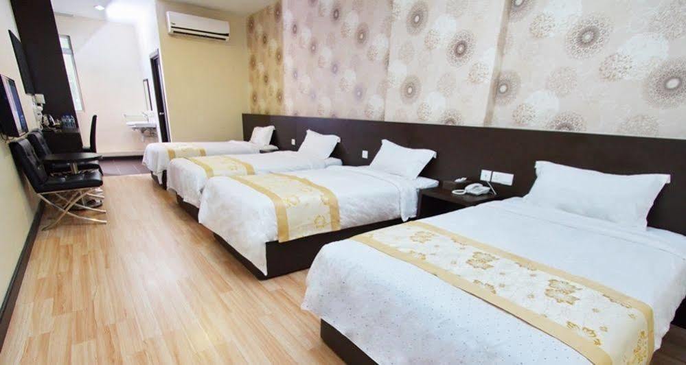 Hotel Tebrau Ct Johor Bahru Exteriör bild